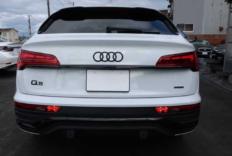 2022 Audi Q5 2,0L 2022 Cyprus