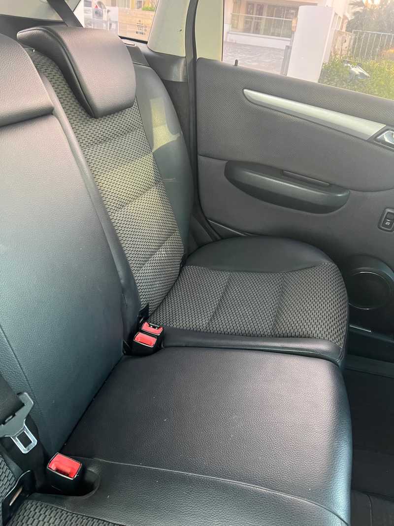 2009 Mercedes-Benz B-Class 2,0L 2009 Cyprus