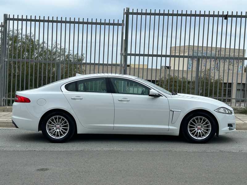 2014 Jaguar XF 2,2L 2014 Cyprus