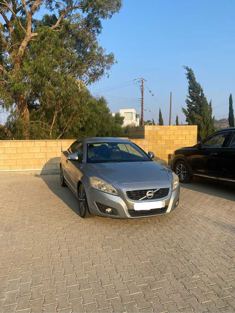 2009 Volvo C70 2,0L 2009 Cyprus