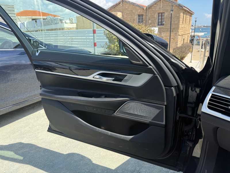 2023 BMW i7 5,5L 2023 Cyprus