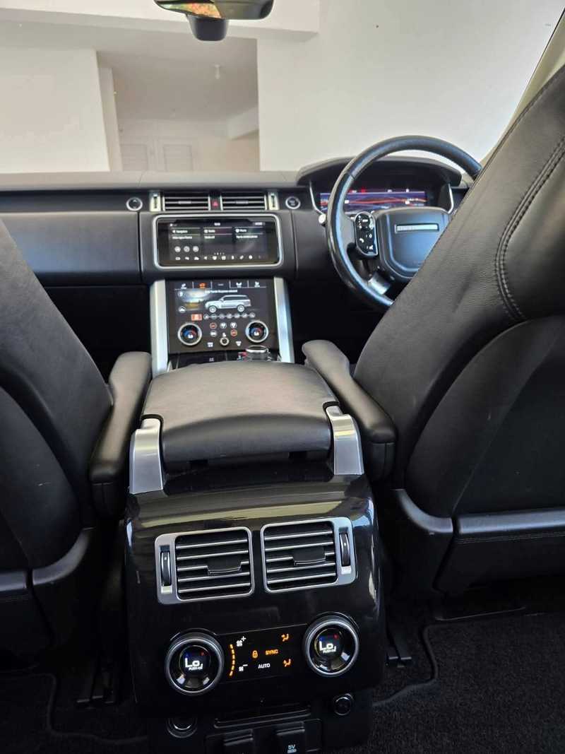 2021 Land Rover Range Rover Vogue 4,4L 2021 Cyprus