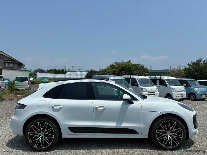 2023 Porsche Macan 2,9L 2023 Cyprus