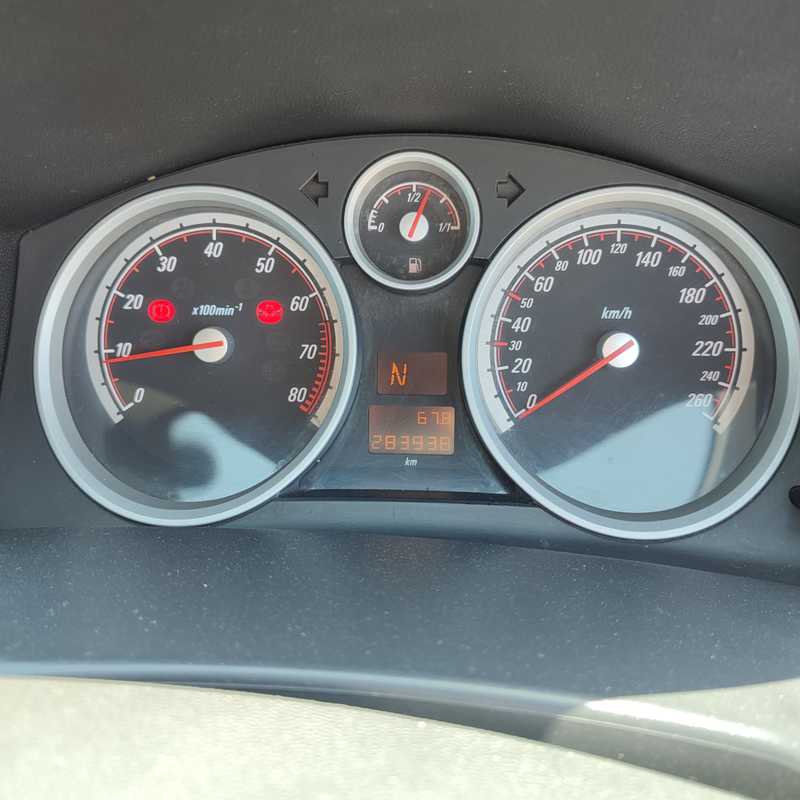 2005 Opel, Vauxhall Astra 1,6L 2005 Cyprus