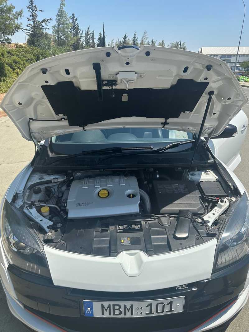 2014 Renault Megane 2,0L 2014 Cyprus