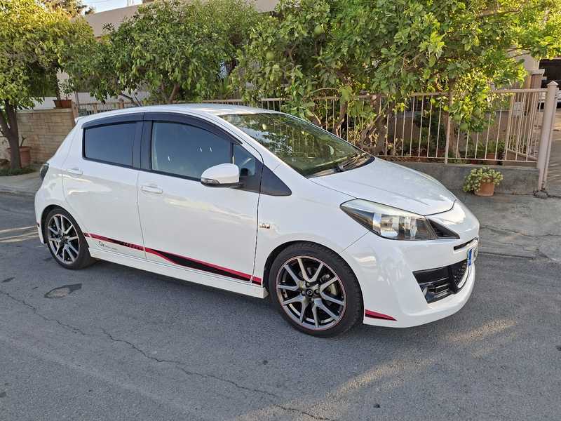 2014 Toyota Yaris 1,5L 2014 Cyprus