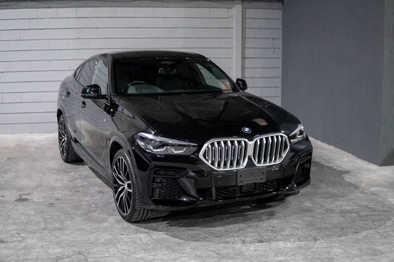 2022 BMW X6 3,0L 2022 Cyprus