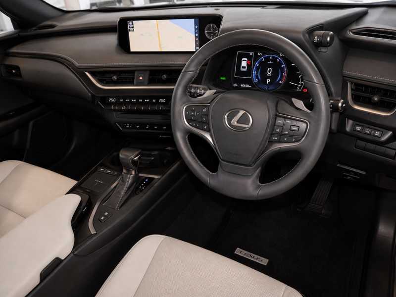 2022 Lexus UX 2,0L 2022 Cyprus