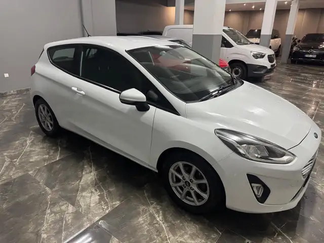 Ford Fiesta Van 1,5L 2018, Paphos — Geroskipou - 4