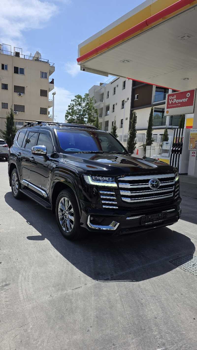 Toyota Land Cruiser 300 3,3L 2022
