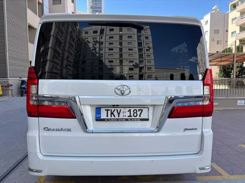 2024 Toyota Granace 2,8L 2024 Cyprus