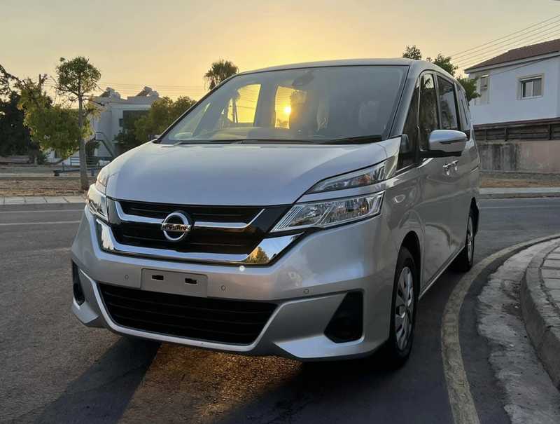 Nissan Serena 2,0L 2022