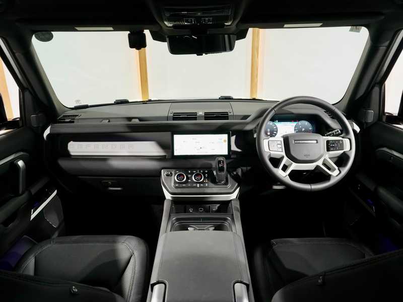 2024 Land Rover Defender 3,0L 2024 Cyprus