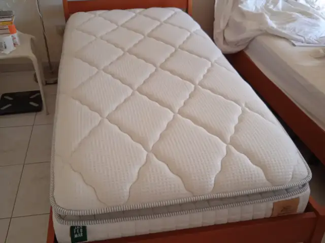 Timber bed with high quality mattress, Επαρχία Λεμεσού — Λεμεσός - Αγία Ζώνη