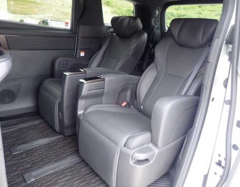 2025 Toyota Alphard 2,5L 2025 Cyprus