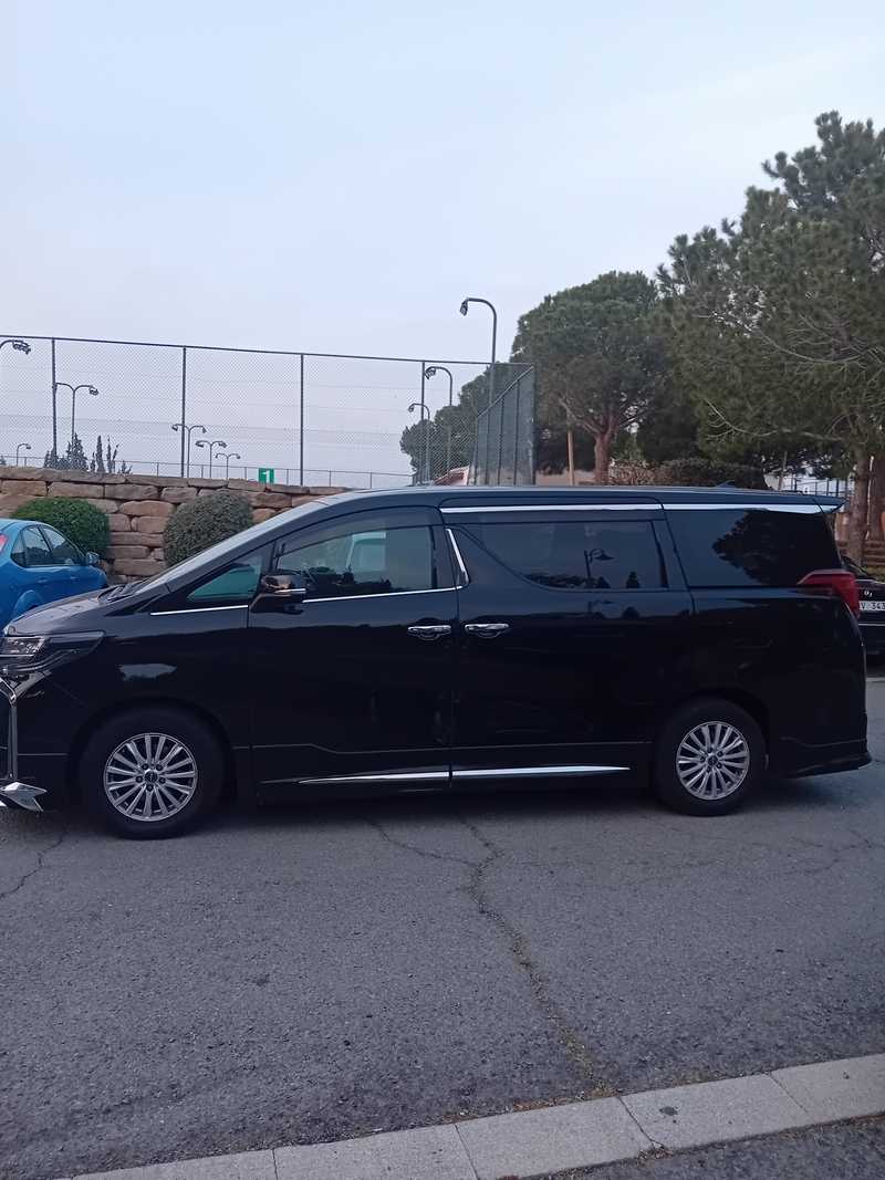 2023 Toyota Alphard 2,5L 2023 Cyprus