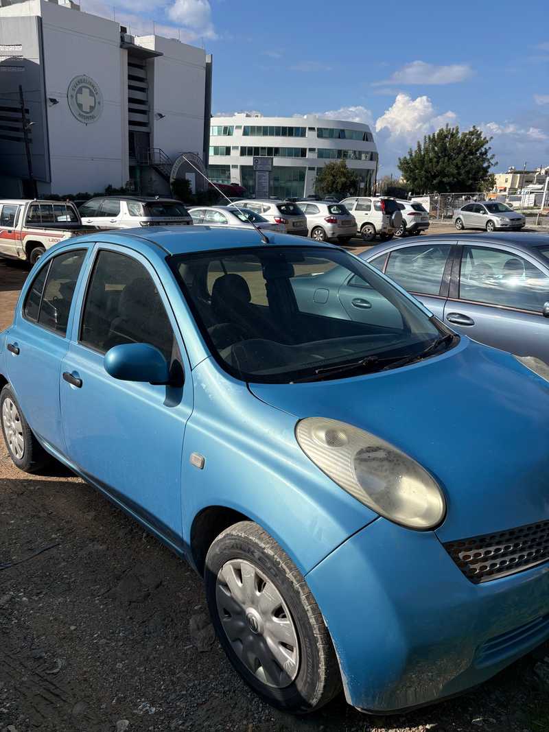 Nissan March 1,2L 2002