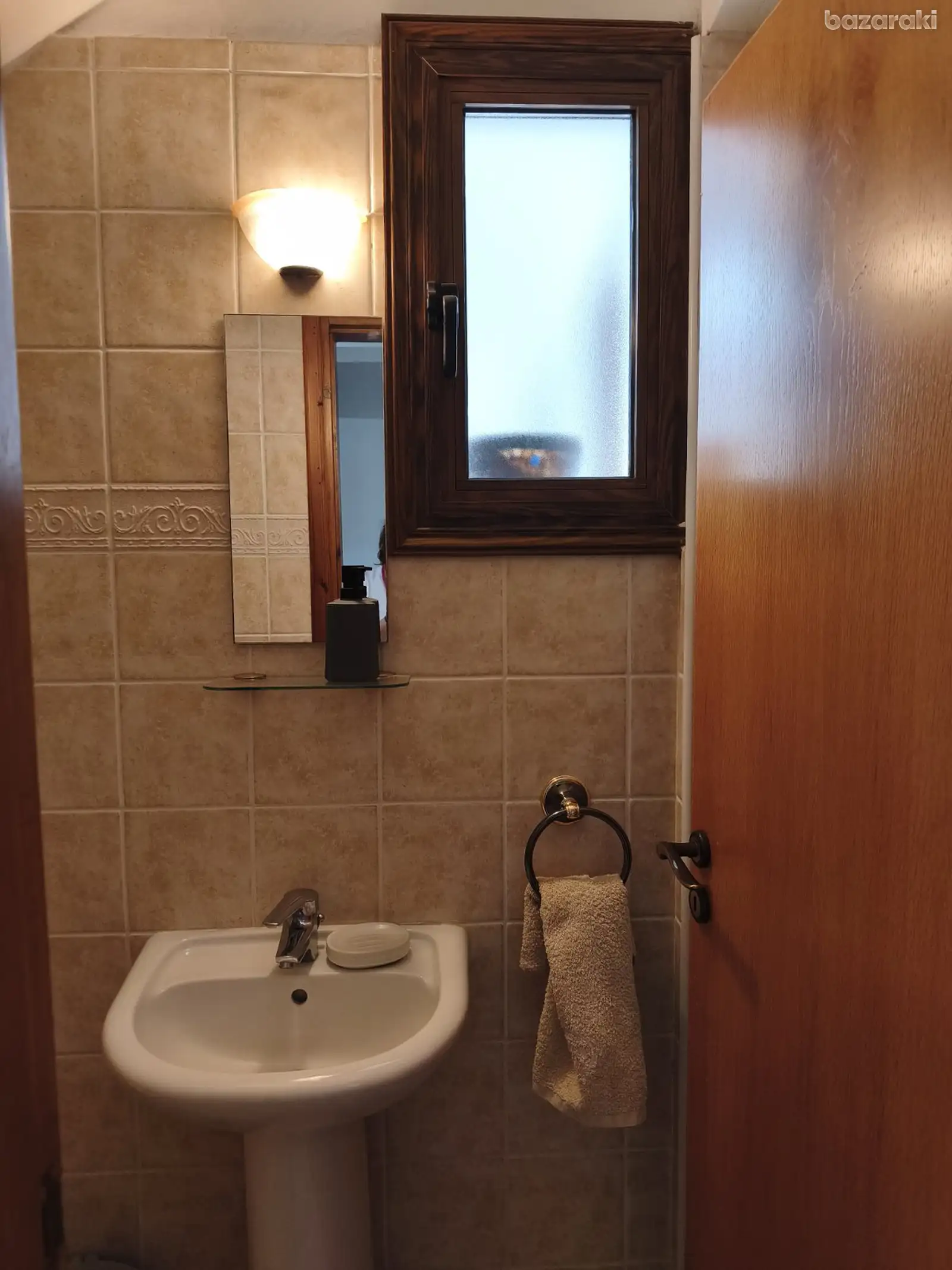 House, 3 bedrooms — 10