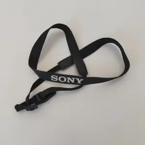 Sony camera strap, Επαρχία Λευκωσίας — Λακατάμεια - Αρχαγγέλος-Ανθούπολη
