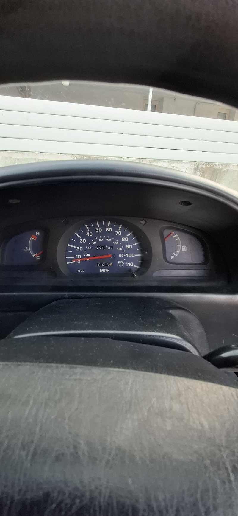 2000 Toyota Hilux 2,4L 2000 Cyprus