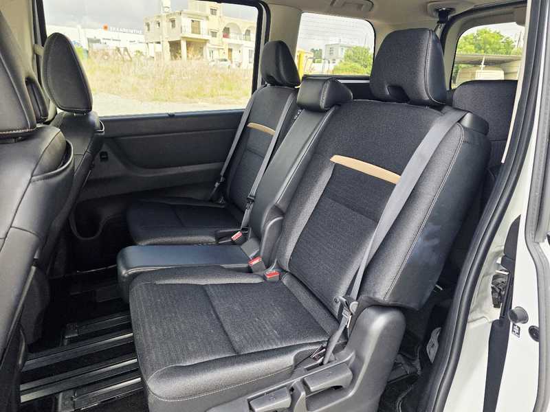 2023 Nissan Serena 2,0L 2023 Cyprus