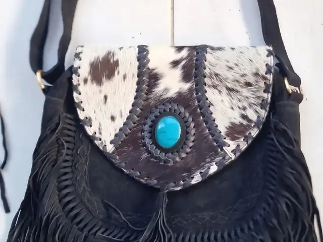 Leather bag, Nicosia — Agios Epifanios Oreinis