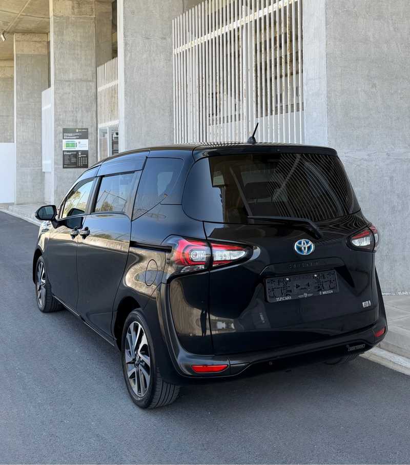 2021 Toyota Sienta 1,5L 2021 Cyprus