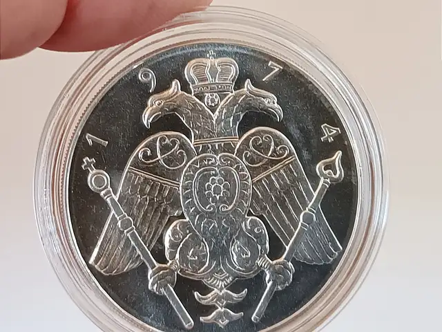 Silver archbishop makarios coin., Επαρχία Λευκωσίας — Άγιοι Ομολογητές