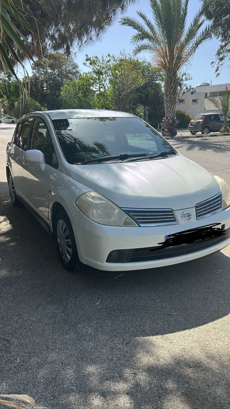2004 Nissan Tiida 1,5L 2004 Cyprus