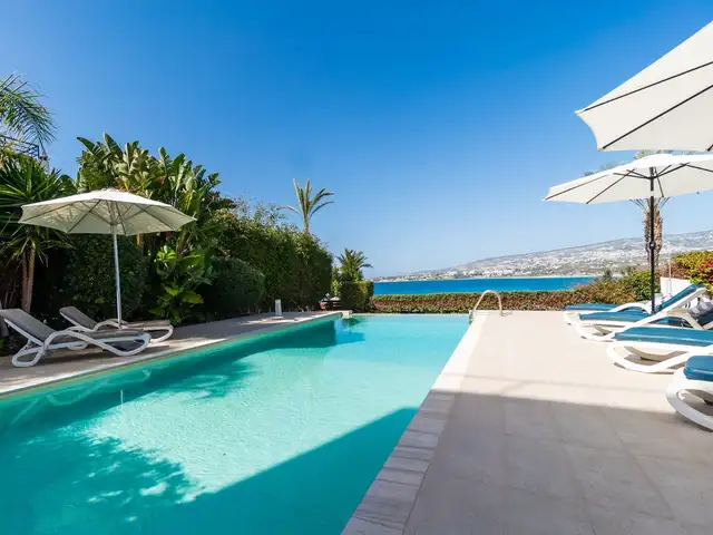  4-bedroom villa to rent, Paphos — Kissonerga - 10