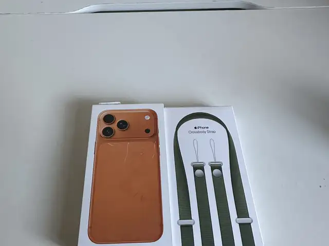 Iphone 17promax 256gb brand new sealed with receipt, Επαρχία Λευκωσίας — Στρόβολος - Άγιος Δημήτριος