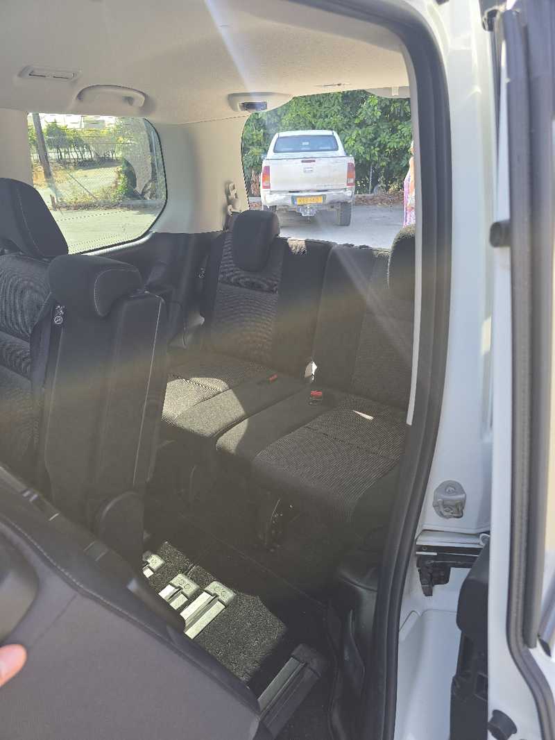 2021 Nissan Serena 2,0L 2021 Cyprus