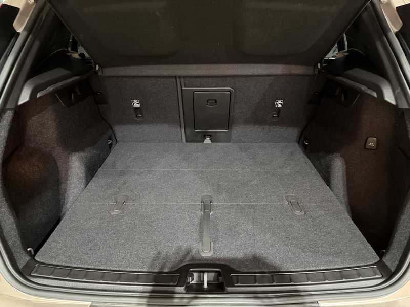 2022 Volvo XC40 2,0L 2022 Cyprus