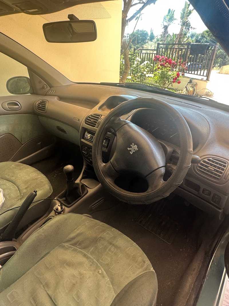 2002 Peugeot 206 1,3L 2002 Cyprus