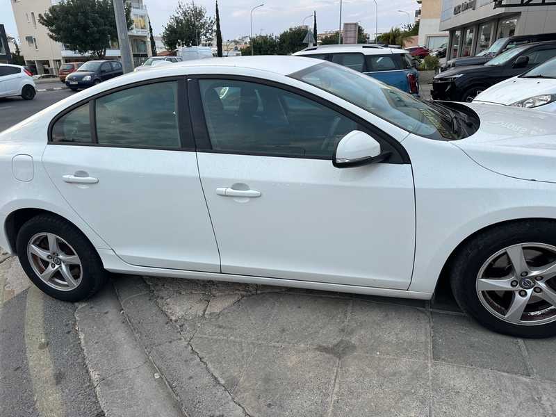 2014 Volvo S60 2,0L 2014 Cyprus