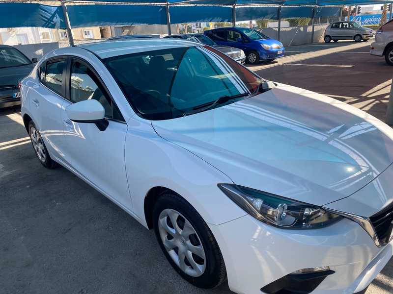 Mazda Axela 1,5L 2015