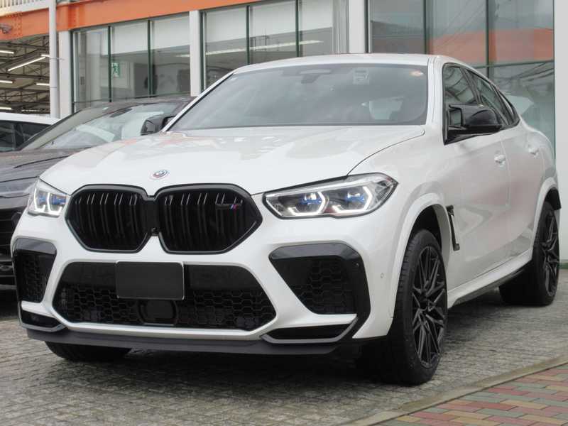 BMW X6M 4,4L 2025