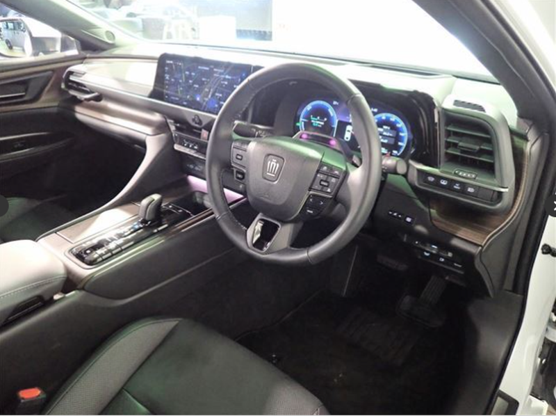 2023 Toyota Crown 2,5L 2023 Cyprus