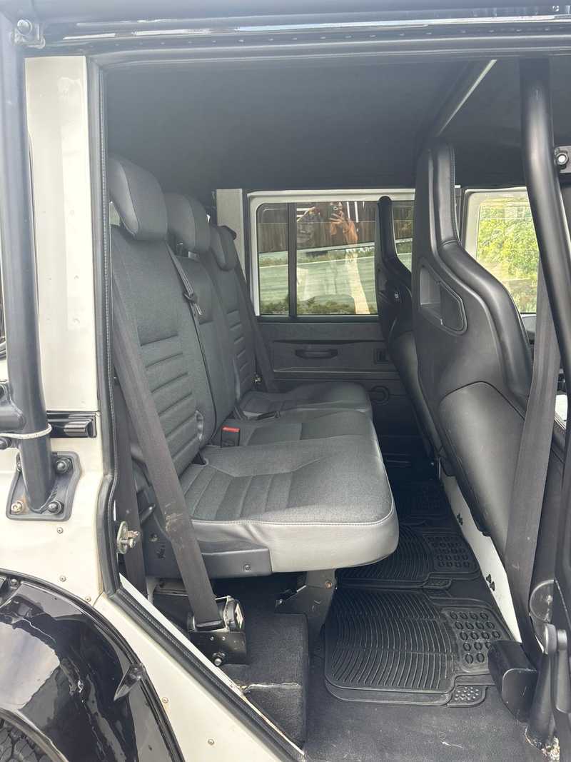 2016 Land Rover Defender 2,2L 2016 Cyprus