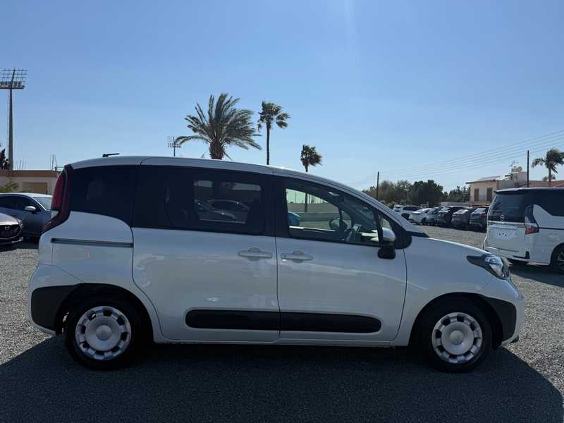 2023 Toyota Sienta 1,5L 2023 Cyprus