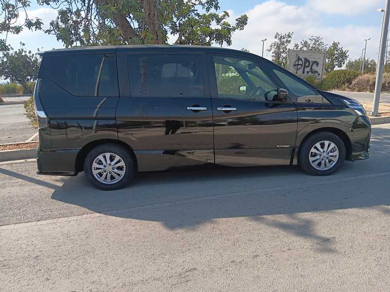 2022 Nissan Serena 2,0L 2022 Cyprus
