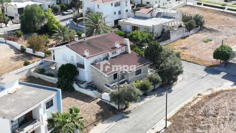 3-bedroom detached house for sale