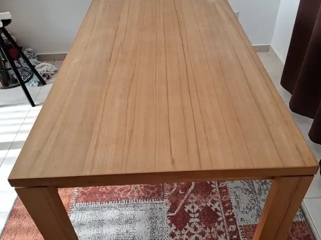 Table solid wood, Επαρχία Πάφου — Πέγεια