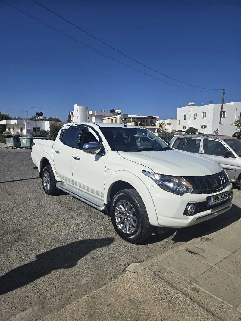 2017 Mitsubishi L200 2,4L 2017 Cyprus