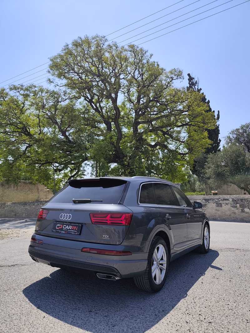 2016 Audi Q7 3,0L 2016 Cyprus