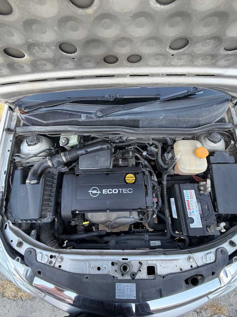 2006 Opel, Vauxhall Astra 1,6L 2006 Cyprus
