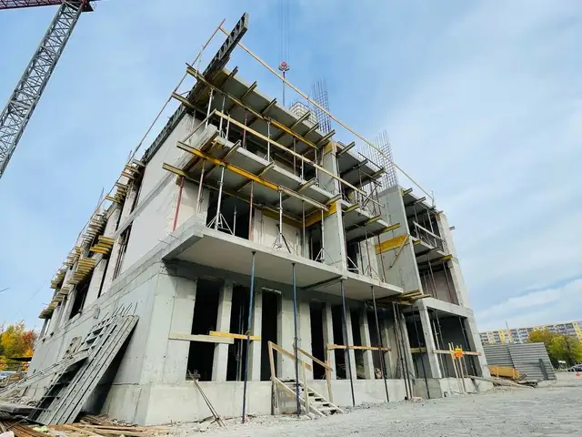 Multi-story residential building construction in cyprus, Paphos — Agia Varvara