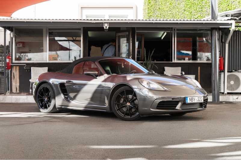 Porsche 718 2,0L 2016