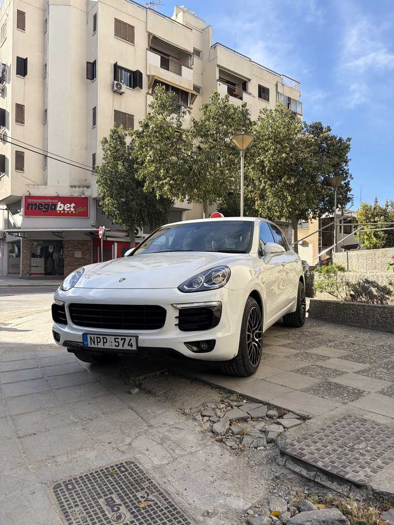 2015 Porsche Cayenne S 3,0L 2015 Cyprus