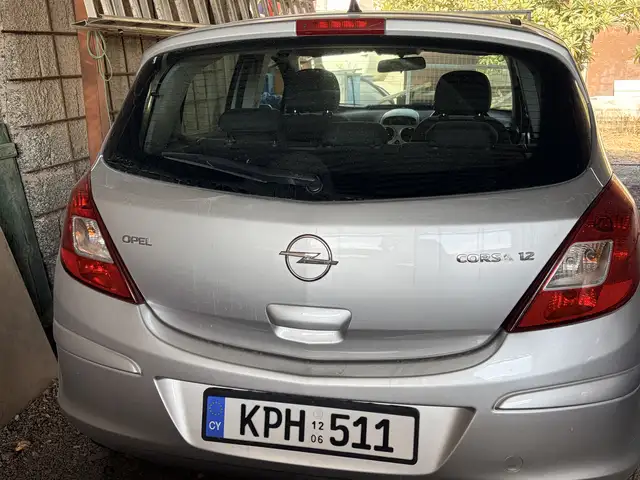 Opel, Vauxhall Corsa